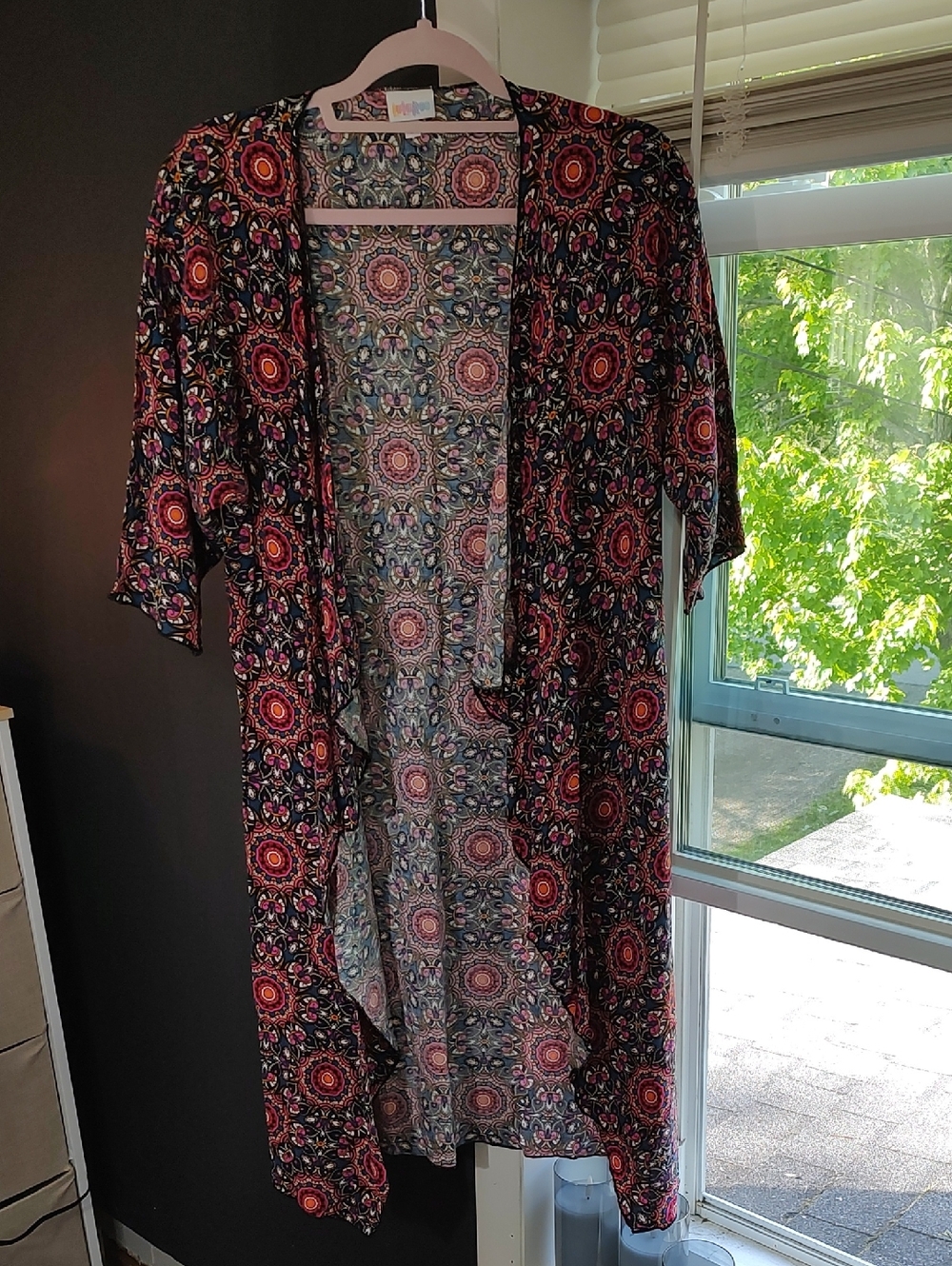 LuLaRoe Black Kimono Cardigan with Coral & Pink Medallions